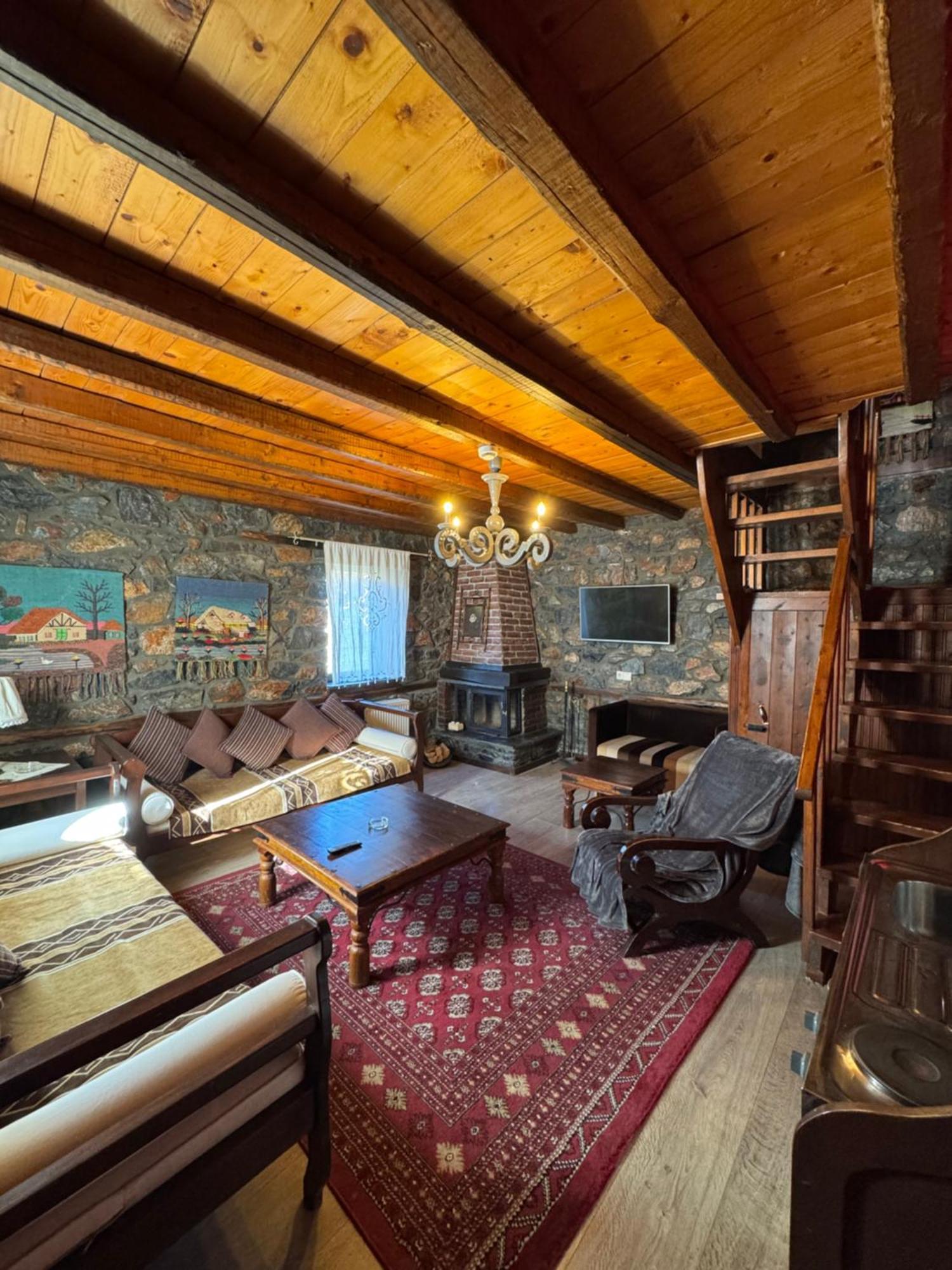 Chalet Asteras Tou Vorra Палайос-Агиос-Атанасиос Экстерьер фото
